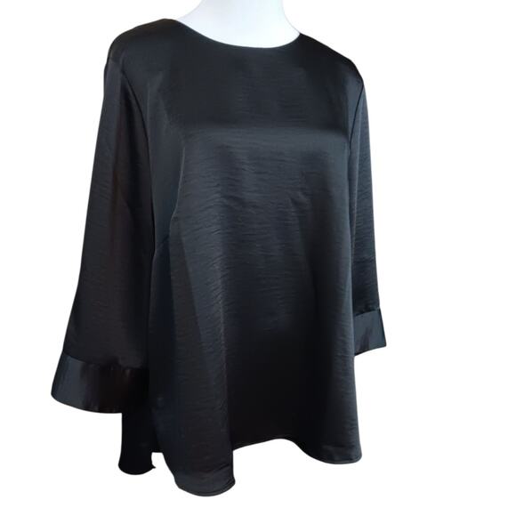 Universal Standard Black Satin Flowy Blouse Top XS=LG/10-12 Button‎ Back Hi Low - Picture 1 of 9
